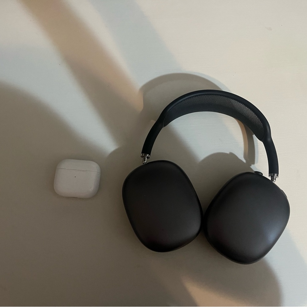 Air pod pro’s and air pod max’s